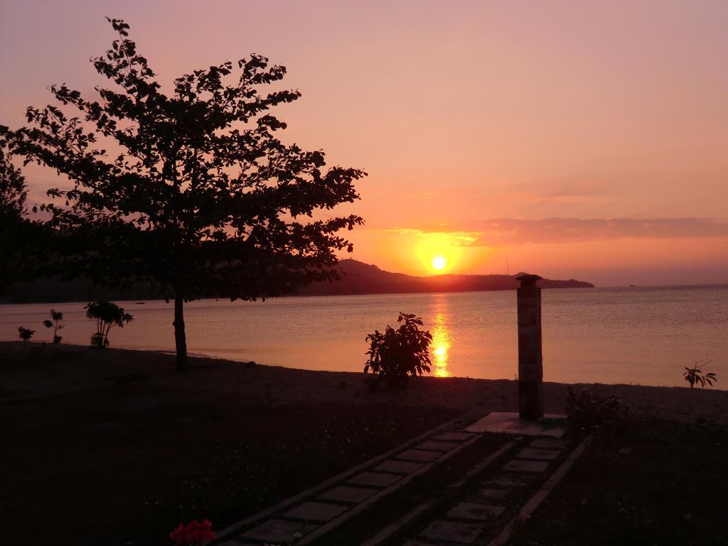 Star Sand Beach Resort Sekotong Εξωτερικό φωτογραφία